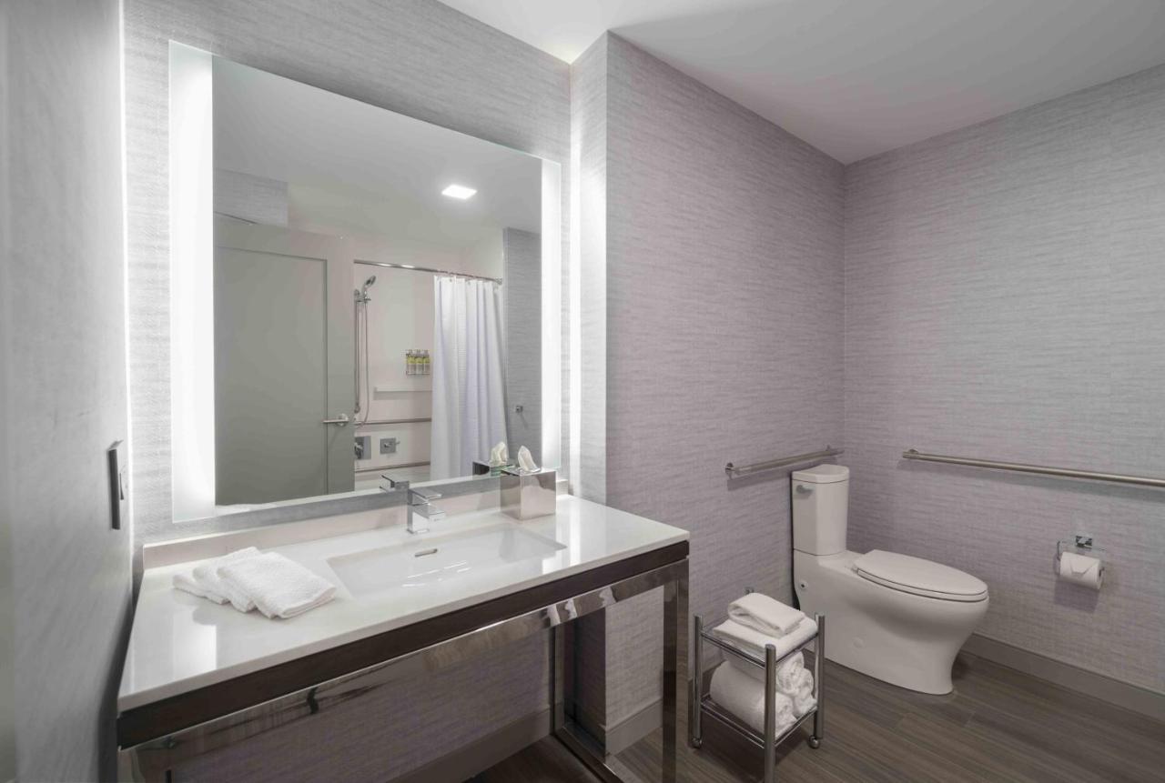 Holiday Inn Express - Boston Logan Airport - Revere By Ihg Εξωτερικό φωτογραφία